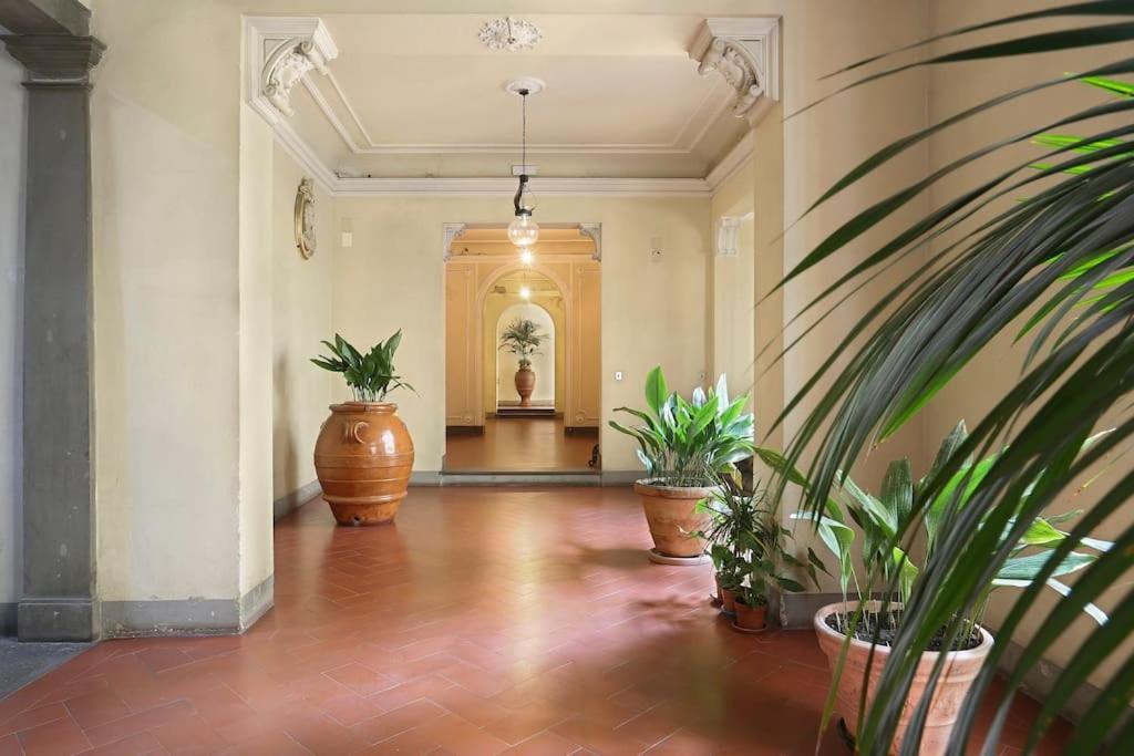 Palazzo Borghese 2 Bedroom Firenze Esterno foto